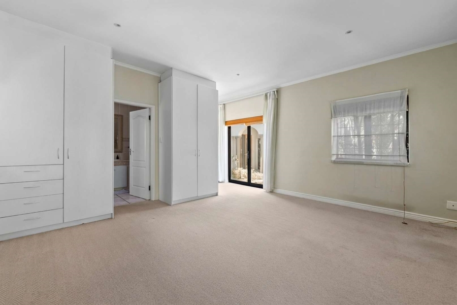 4 Bedroom Property for Sale in Camps Bay Western Cape